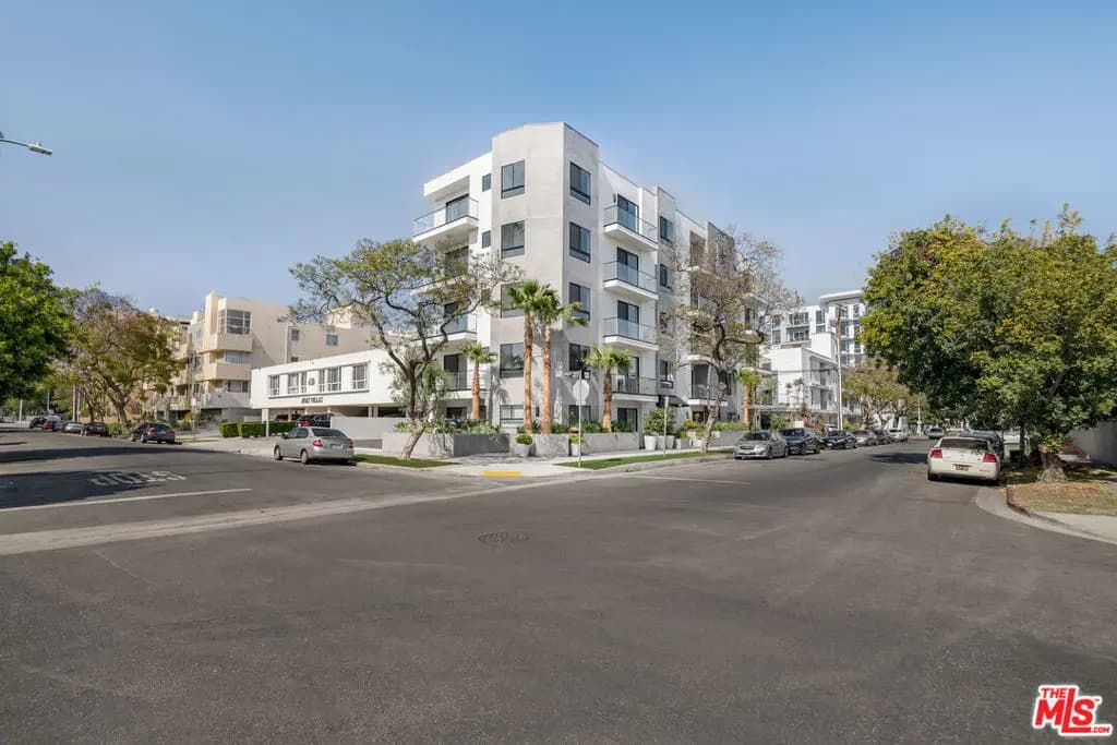 8555 Colgate Avenue 502, Los Angeles, CA — listing photo 1