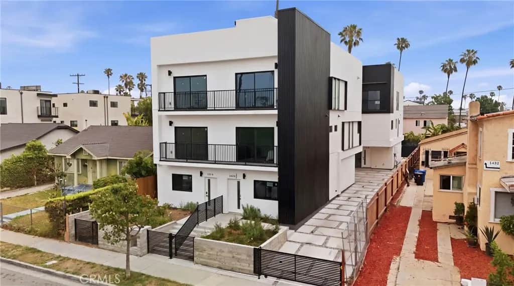 1430 S Cloverdale Avenue, Los Angeles, CA — listing photo 1