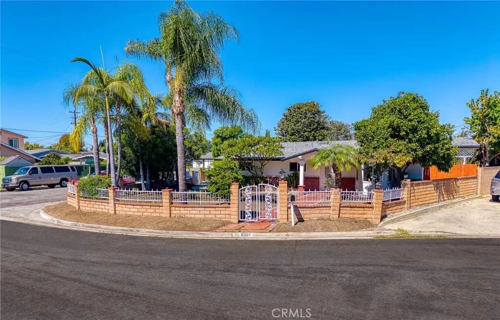 8301 20th, Westminster, CA — listing photo 1
