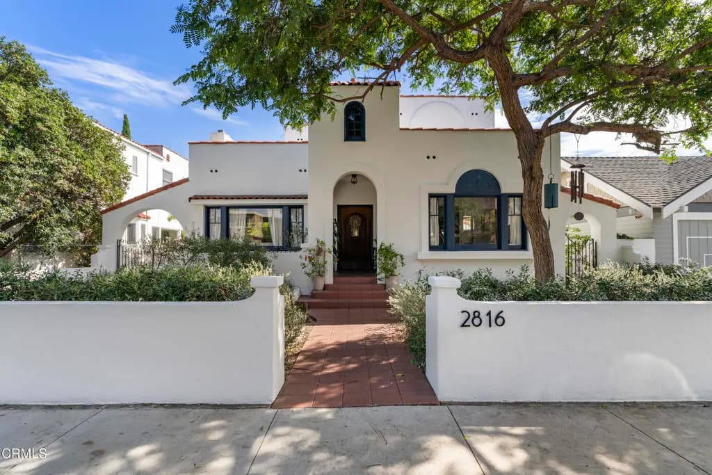 2816 E 3rd Street, Long Beach, CA — listing photo 1