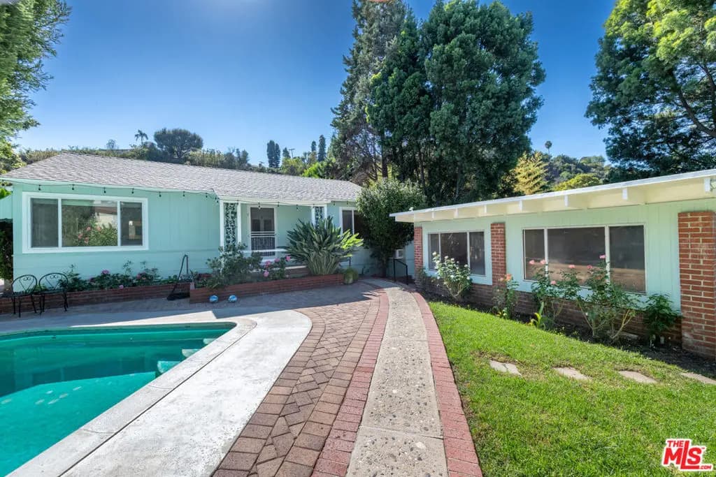 10948 Fruitland Drive, Studio City, CA — listing photo 1
