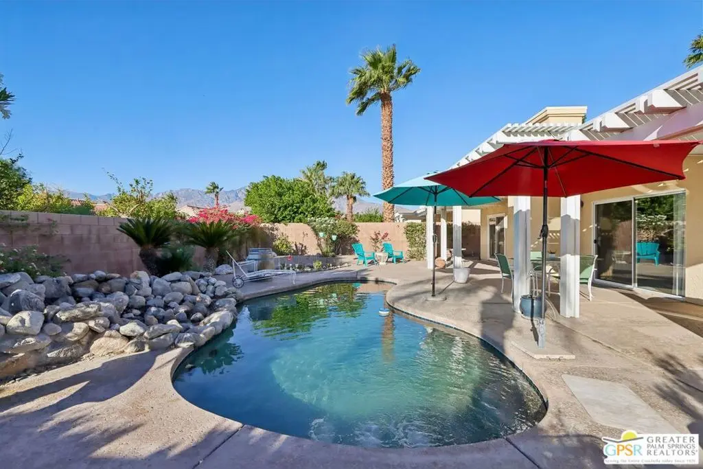 68433 Riviera Road, Cathedral City, CA — listing photo 1