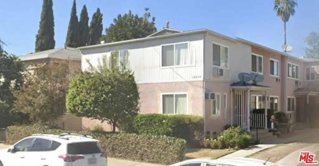 13227 Oxnard Street, Van Nuys, CA — listing photo 1