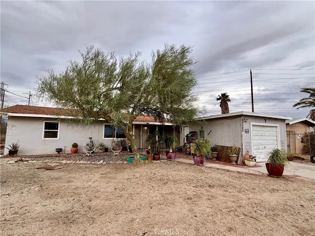 64380 Thumb, North Palm Springs, CA — listing photo 1