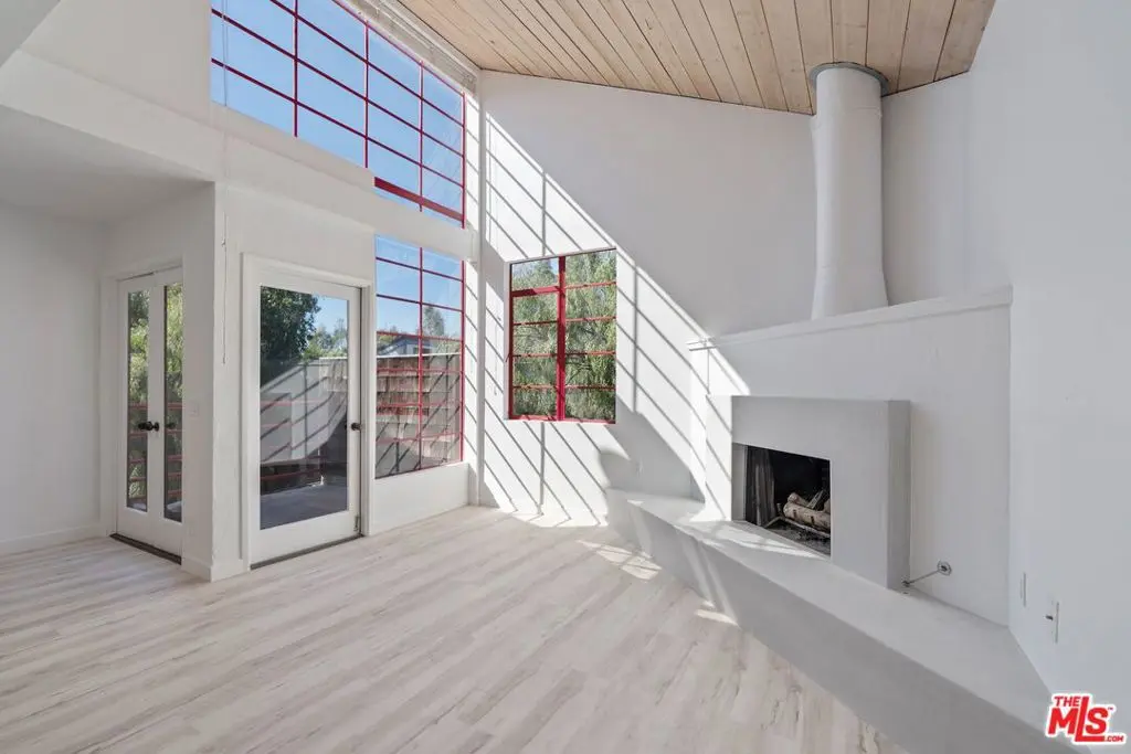 29235 Heathercliff Road 11, Malibu, CA — listing photo 1