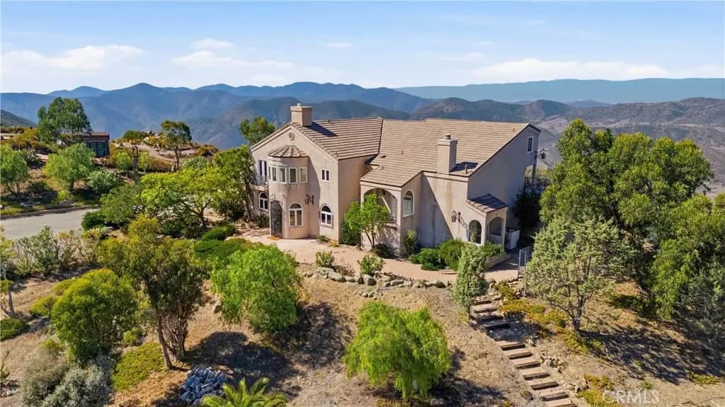10827 Pacific View, Malibu, CA — listing photo 1