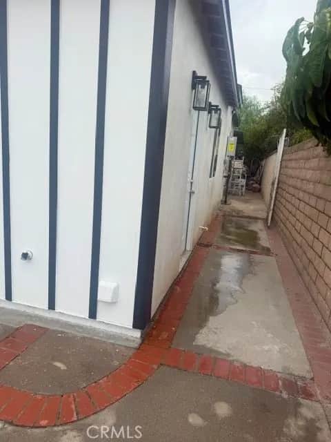 10200 10204 N Rincon Avenue N, Pacoima, CA — listing photo 1