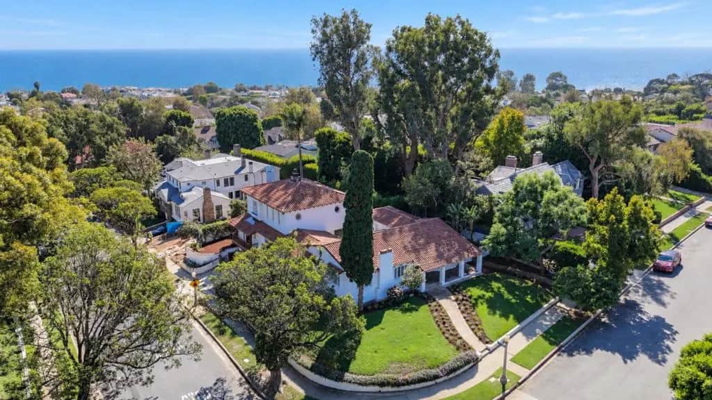 14900 Camarosa Drive, Pacific Palisades, CA — listing photo 1