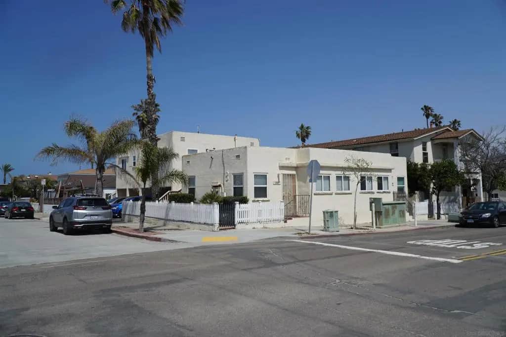 2104 06 Abbott St., San Diego, CA — listing photo 1