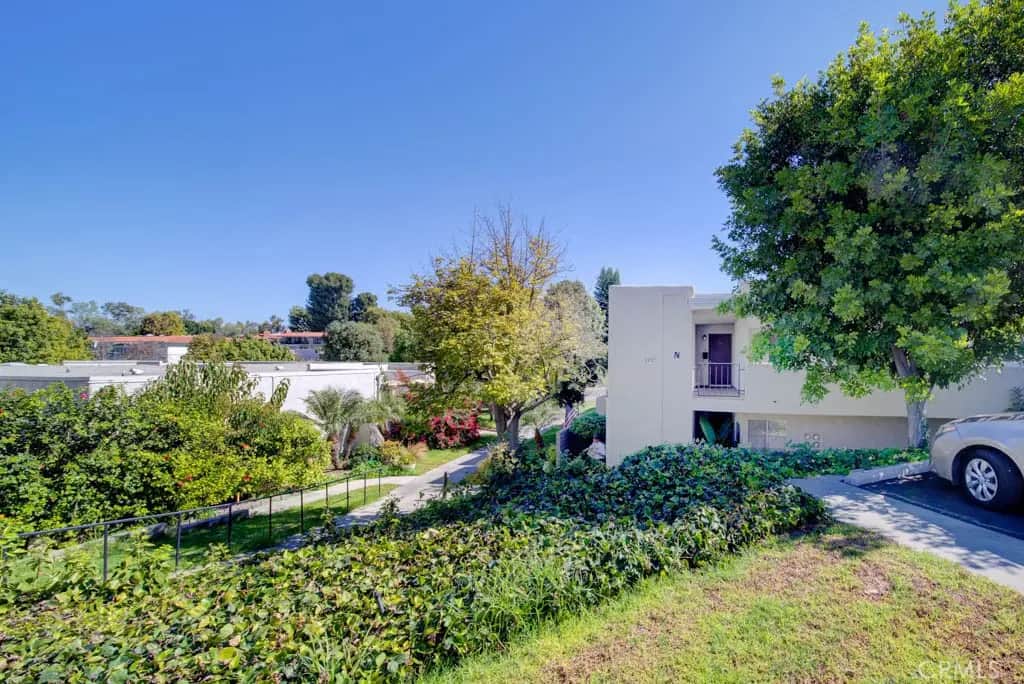 2257 Via Puerta N, Laguna Woods, CA — listing photo 1