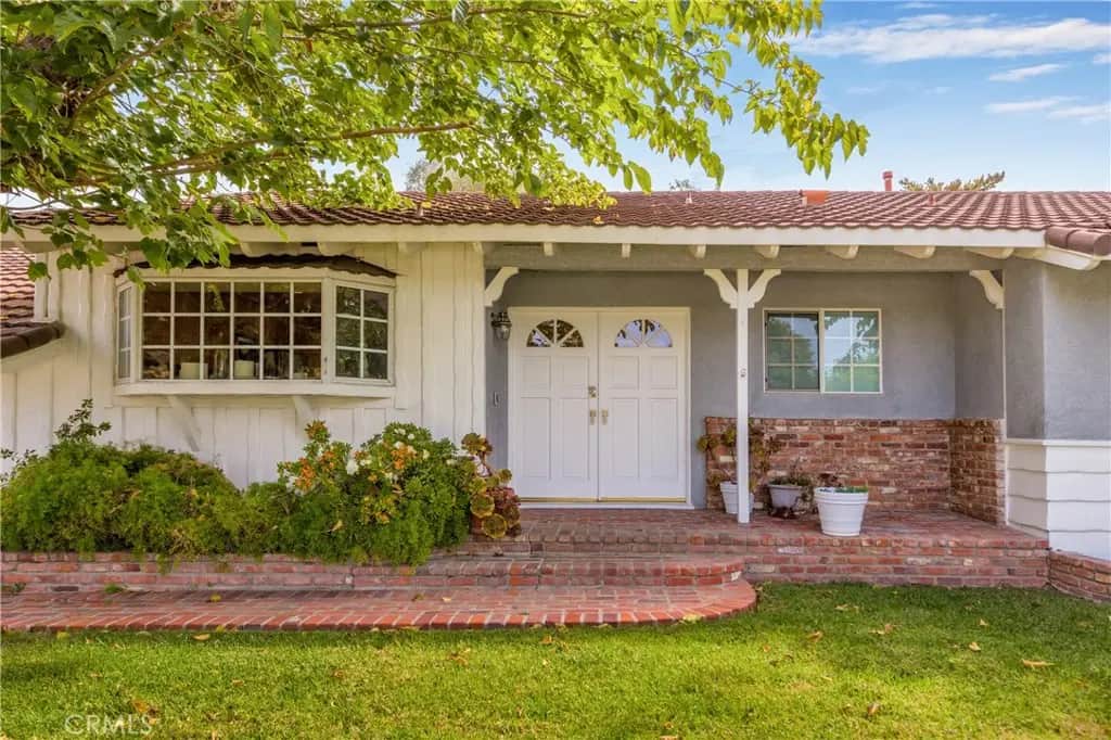 10900 Rathburn Avenue, Porter Ranch, CA — listing photo 1