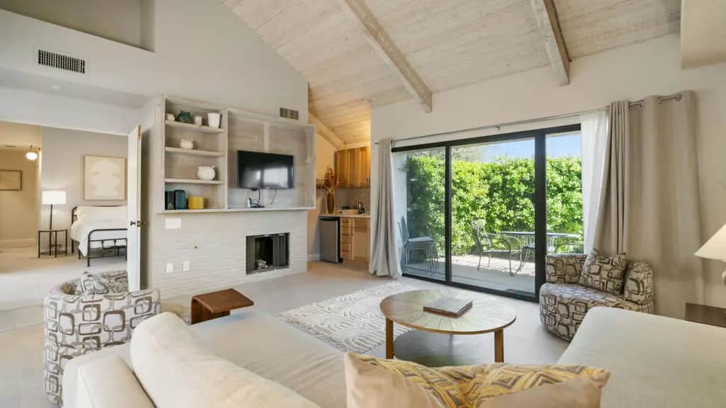 436 Sunningdale Drive, Rancho Mirage, CA — listing photo 1