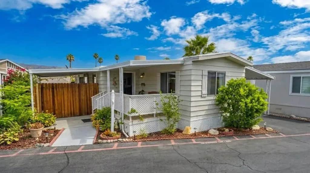 64625 Pierson Boulevard B16, Desert Hot Springs, CA — listing photo 1