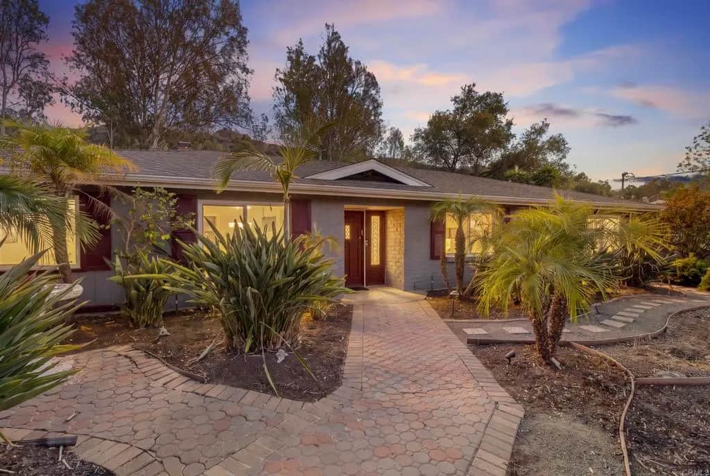 12845 Stone Canyon Rd, Poway, CA — listing photo 1