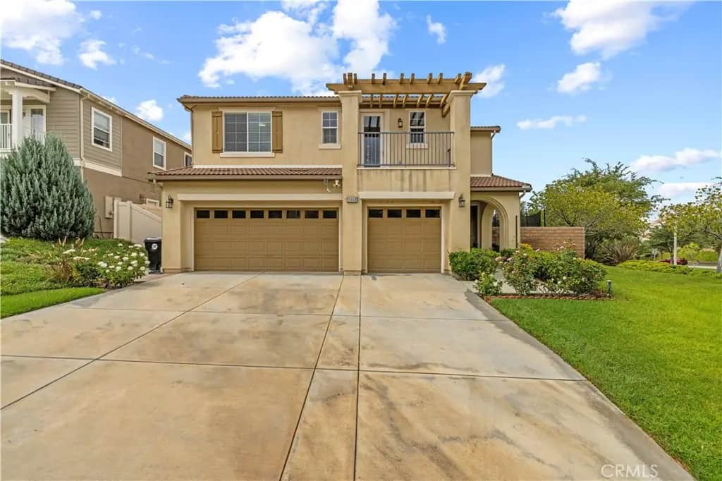 15660 Walt Court, Canyon Country, CA — listing photo 1