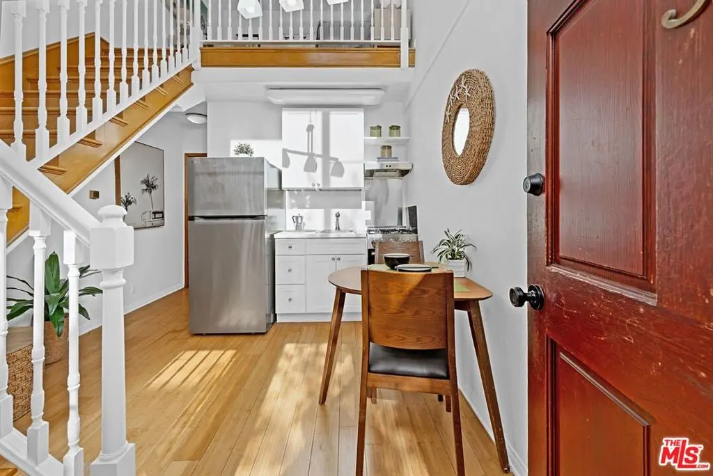 121 Strand Street 13, Santa Monica, CA — listing photo 1