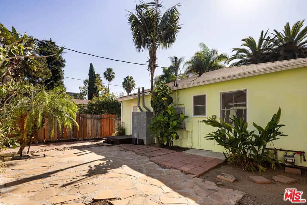 509 Westminster Avenue, Venice, CA — listing photo 1