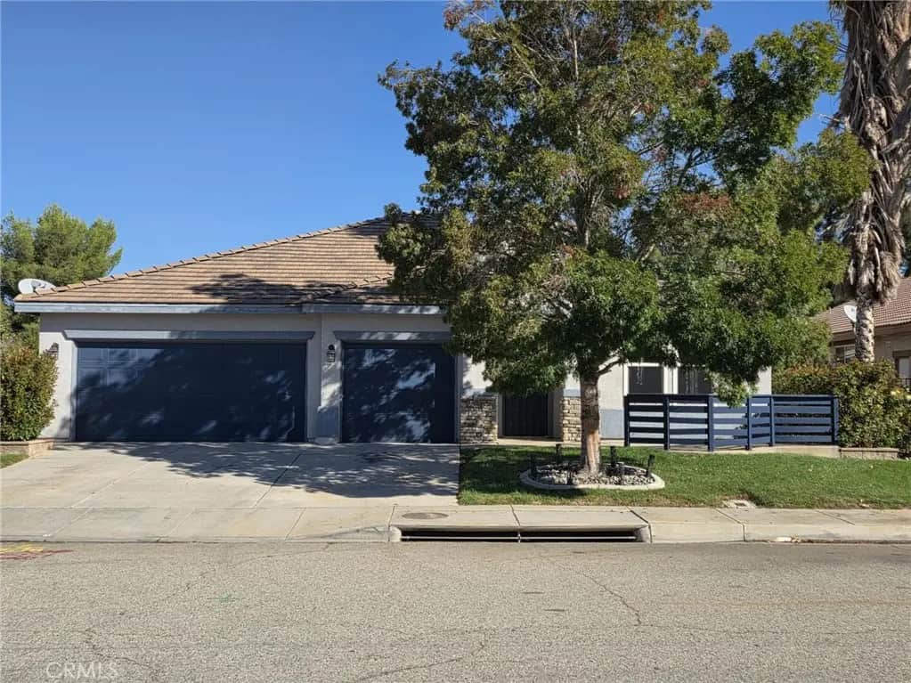 3443 Fairgreen, Palmdale, CA — listing photo 1