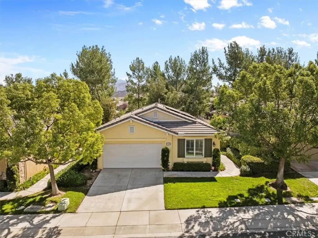 260 Kings Canyon, Beaumont, CA — listing photo 1