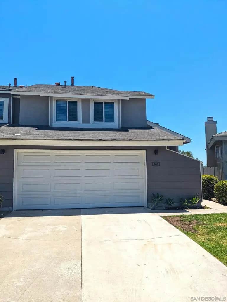 343 Rolling Hills Ln, San Marcos, CA — listing photo 1