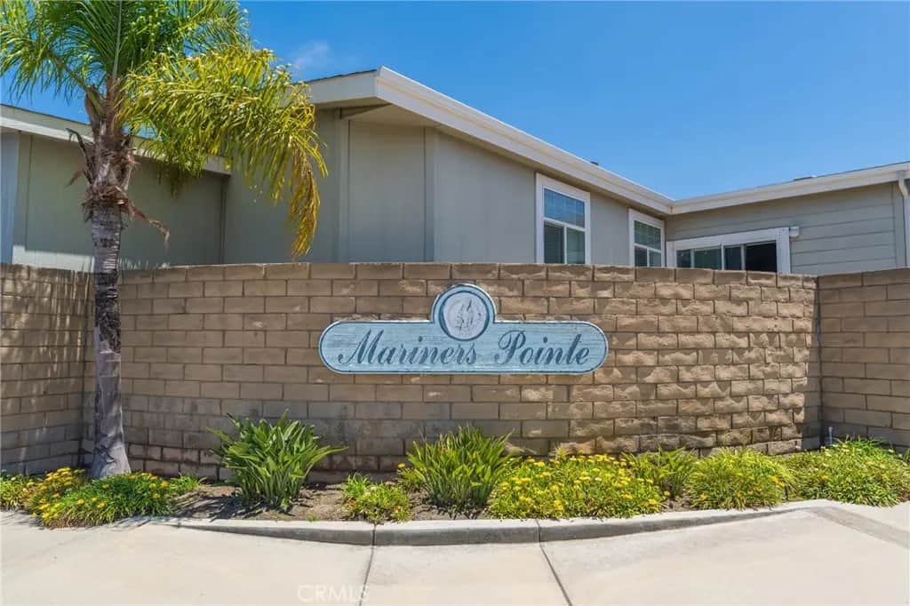 19350 Ward 24, Huntington Beach, CA — listing photo 1