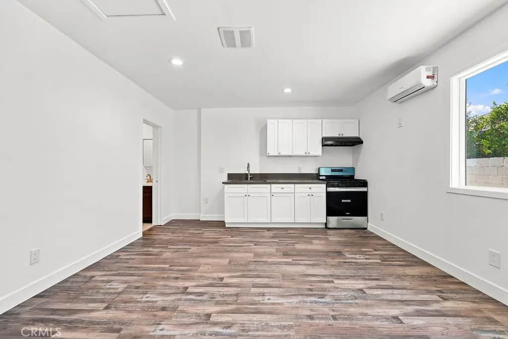 11917 Burton Street 2, North Hollywood, CA — listing photo 1
