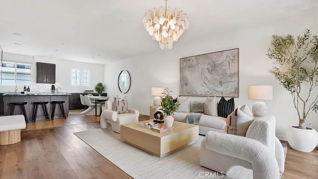 252 Harringay, Irvine, CA — listing photo 1