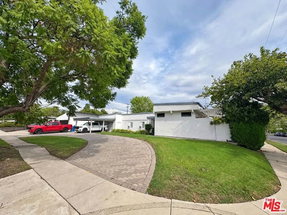 10400 Canby Avenue, Porter Ranch, CA — listing photo 1