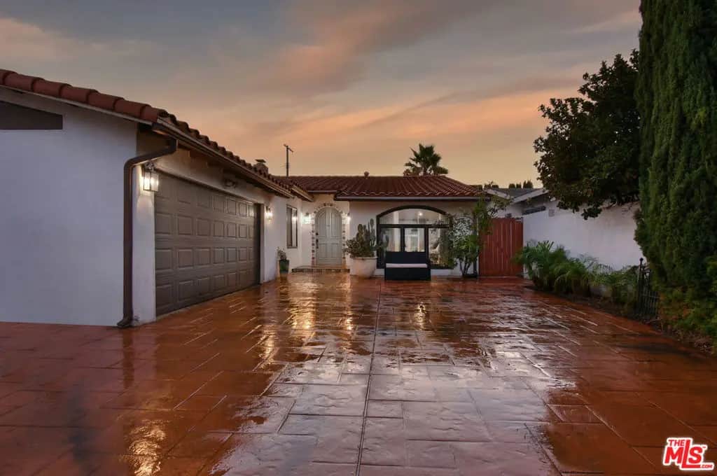 5507 Hermitage Avenue, Valley Village, CA — listing photo 1