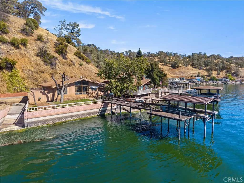 10155 Lakeshore Drive, Clearlake, CA — listing photo 1
