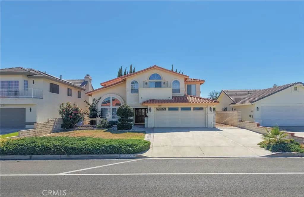 14054 Driftwood, Victorville, CA — listing photo 1