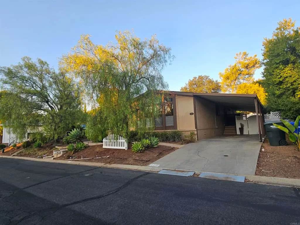 18218 PARADISE MOUNTAIN Road 180, Valley Center, CA — listing photo 1