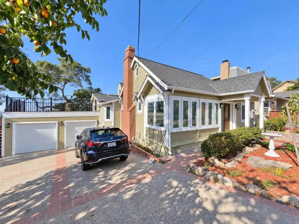 2010 Forest Avenue, Belmont, CA — listing photo 1
