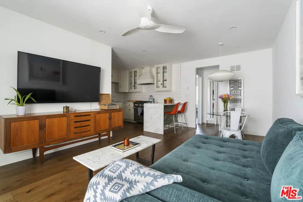 1929 Tamarind Avenue 8, Los Angeles, CA — listing photo 1