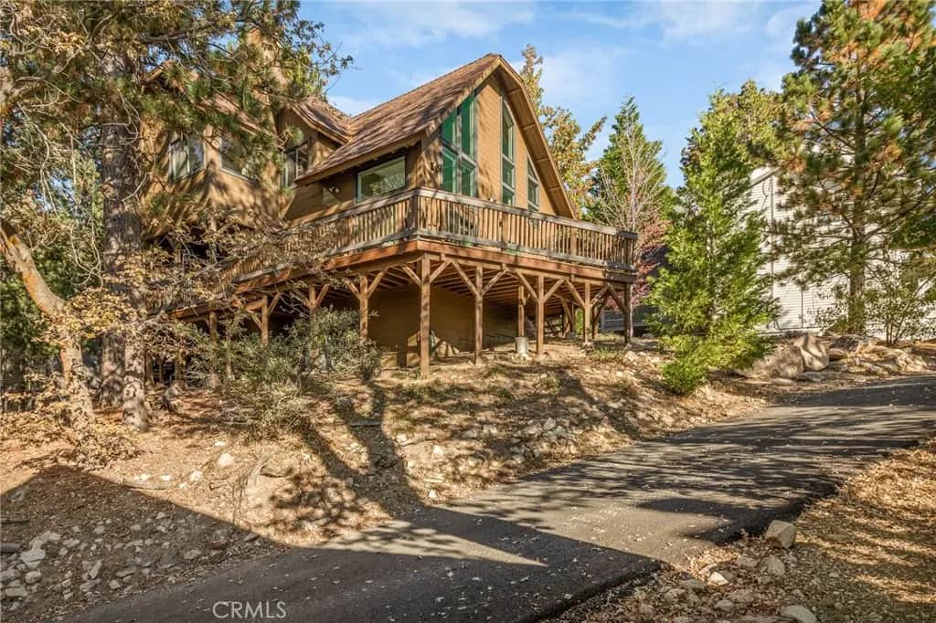183 Grizzly Road, Lake Arrowhead, CA — listing photo 1