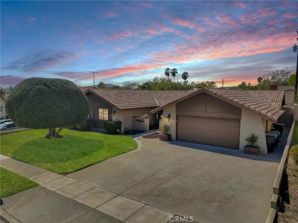 5494 N Stoddard Avenue, San Bernardino, CA — listing photo 1