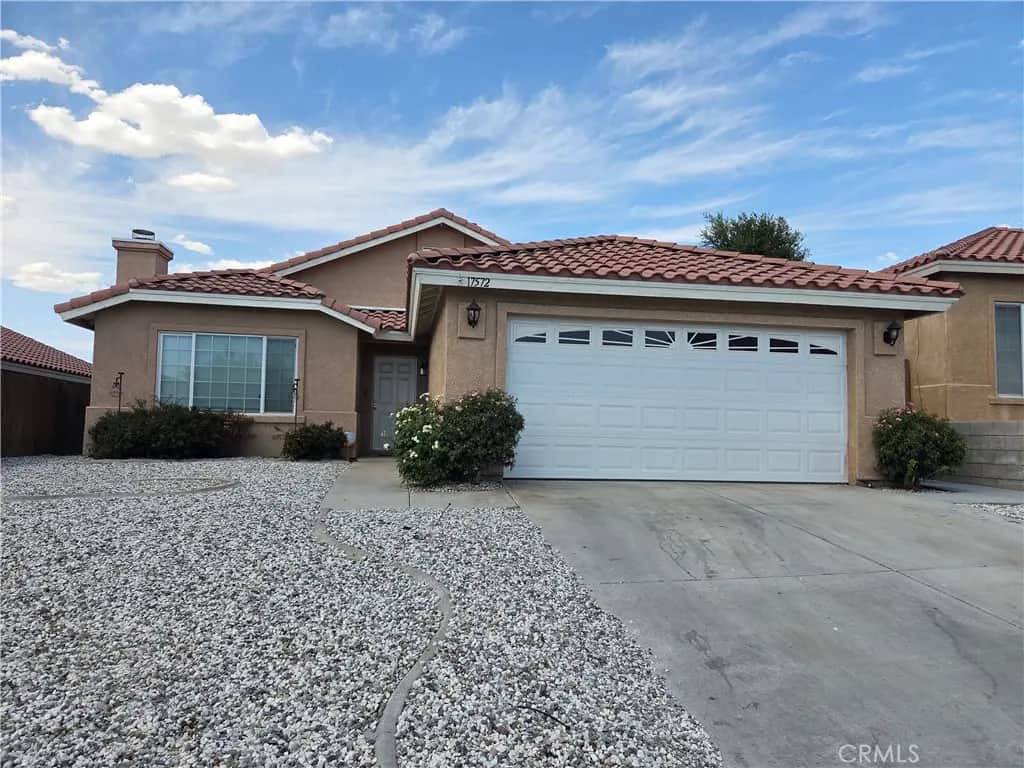 17572 Caprice, Victorville, CA — listing photo 1