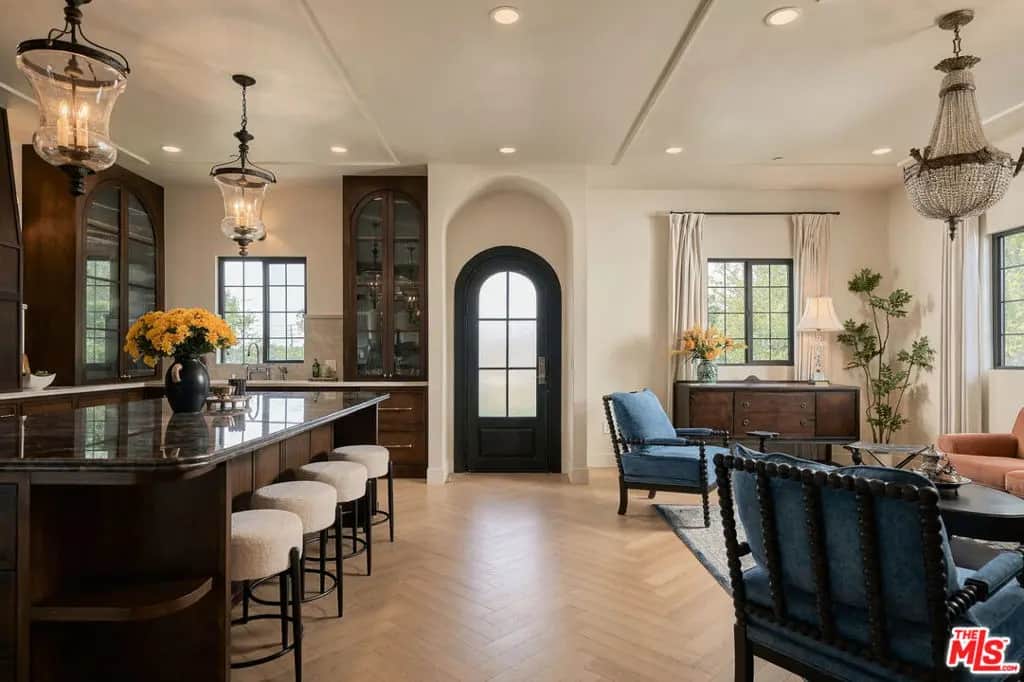 1358 S Ridgeley Drive, Los Angeles, CA — listing photo 1