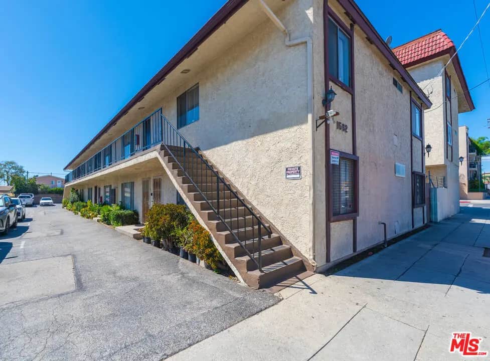 1562 W Carson Street, Torrance, CA — listing photo 1