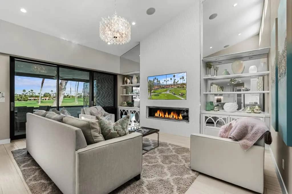 33 Medina Way, Rancho Mirage, CA — listing photo 1