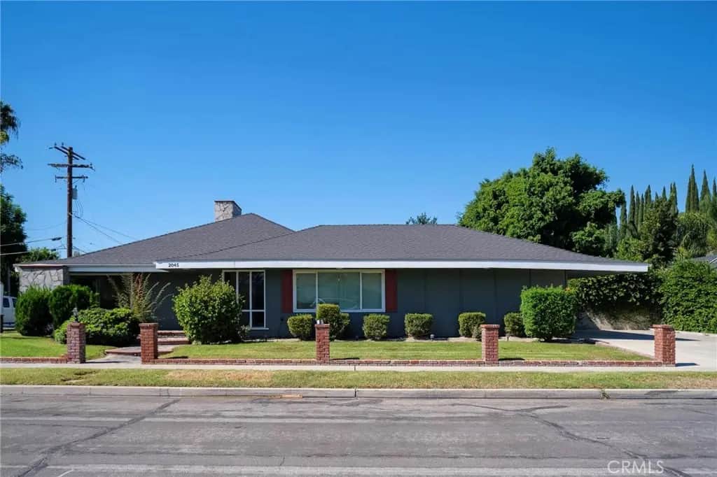 2045 S Lida, Anaheim, CA — listing photo 1