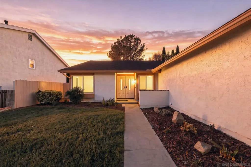 3583 Winslow, Oceanside, CA — listing photo 1