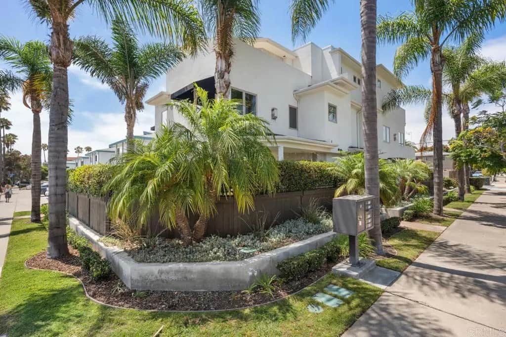 4410 Gresham, San Diego, CA — listing photo 1