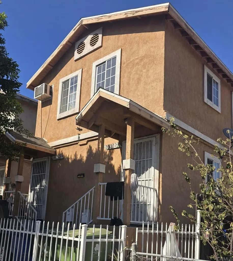 3231 1/2 E Cesar Chavez Avenue, Los Angeles, CA — listing photo 1