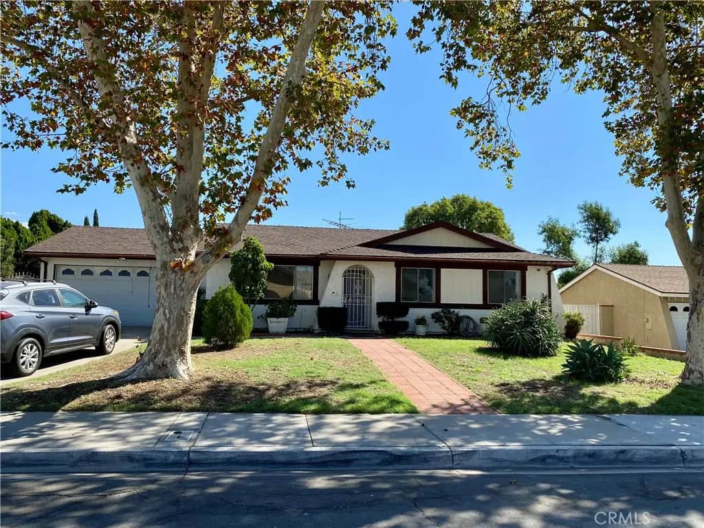 759 S Arrowhead, Rialto, CA — listing photo 1