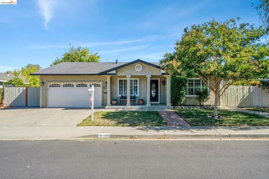 2384 Woodthrush Way, Pleasanton, CA — listing photo 1