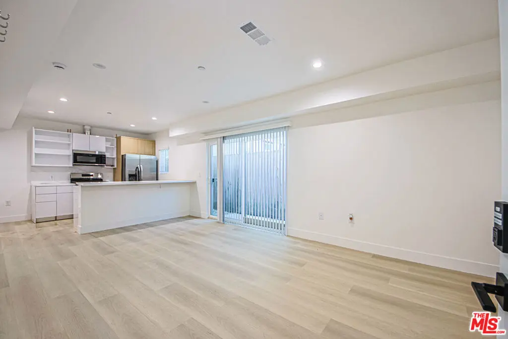 1321 N June Street 3, Los Angeles, CA — listing photo 1