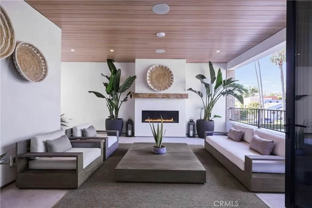 508 1/2 Goldenrod Avenue, Corona Del Mar, CA — listing photo 1