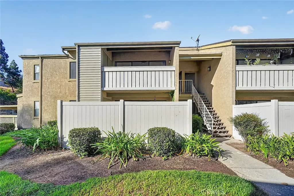 10 Country Mile Road, Pomona, CA — listing photo 1