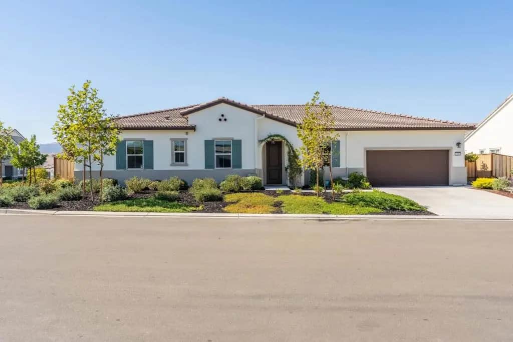 140 Scarlett Way, Hollister, CA — listing photo 1
